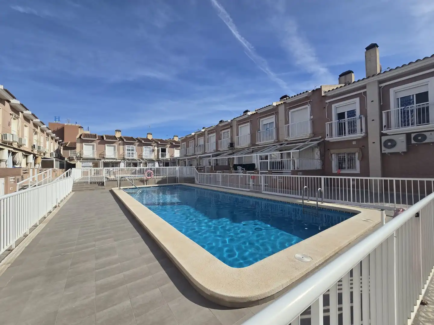 Piscina de Casa o xalet de lloguer en Santa Pola amb Aire condicionat, Calefacció i Terrassa