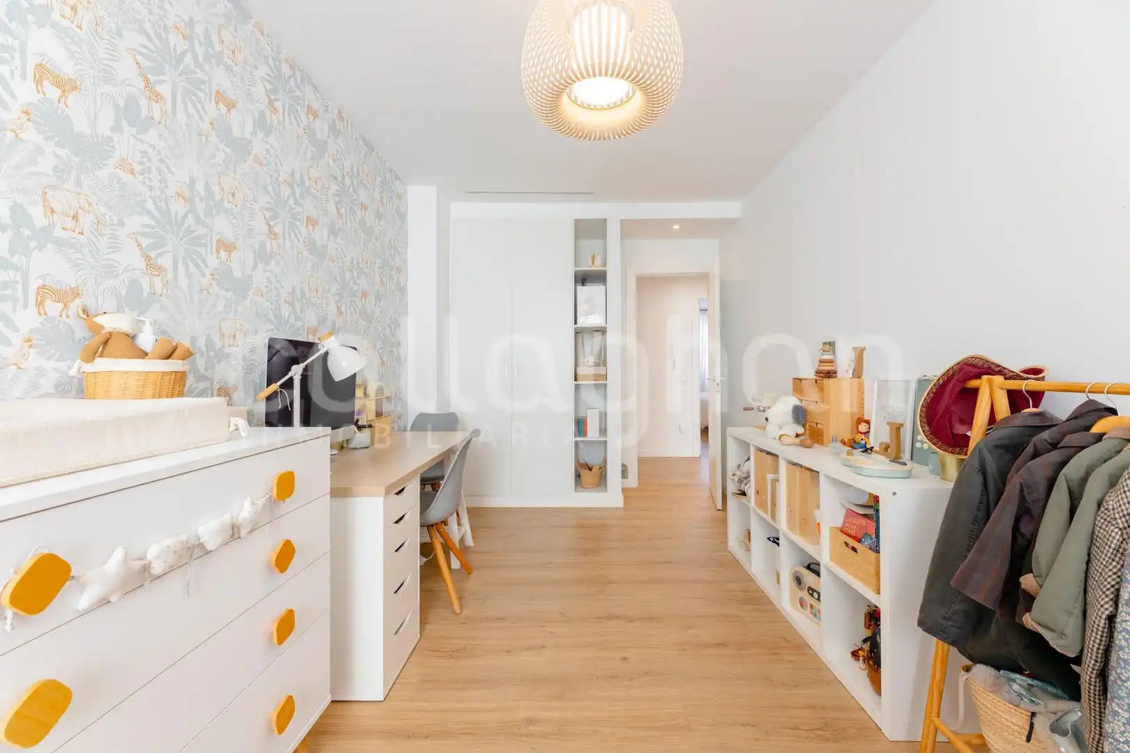 Habitación de Casa adosada en venta en Rocafort con Aire acondicionado, Calefacción y Jardín privado