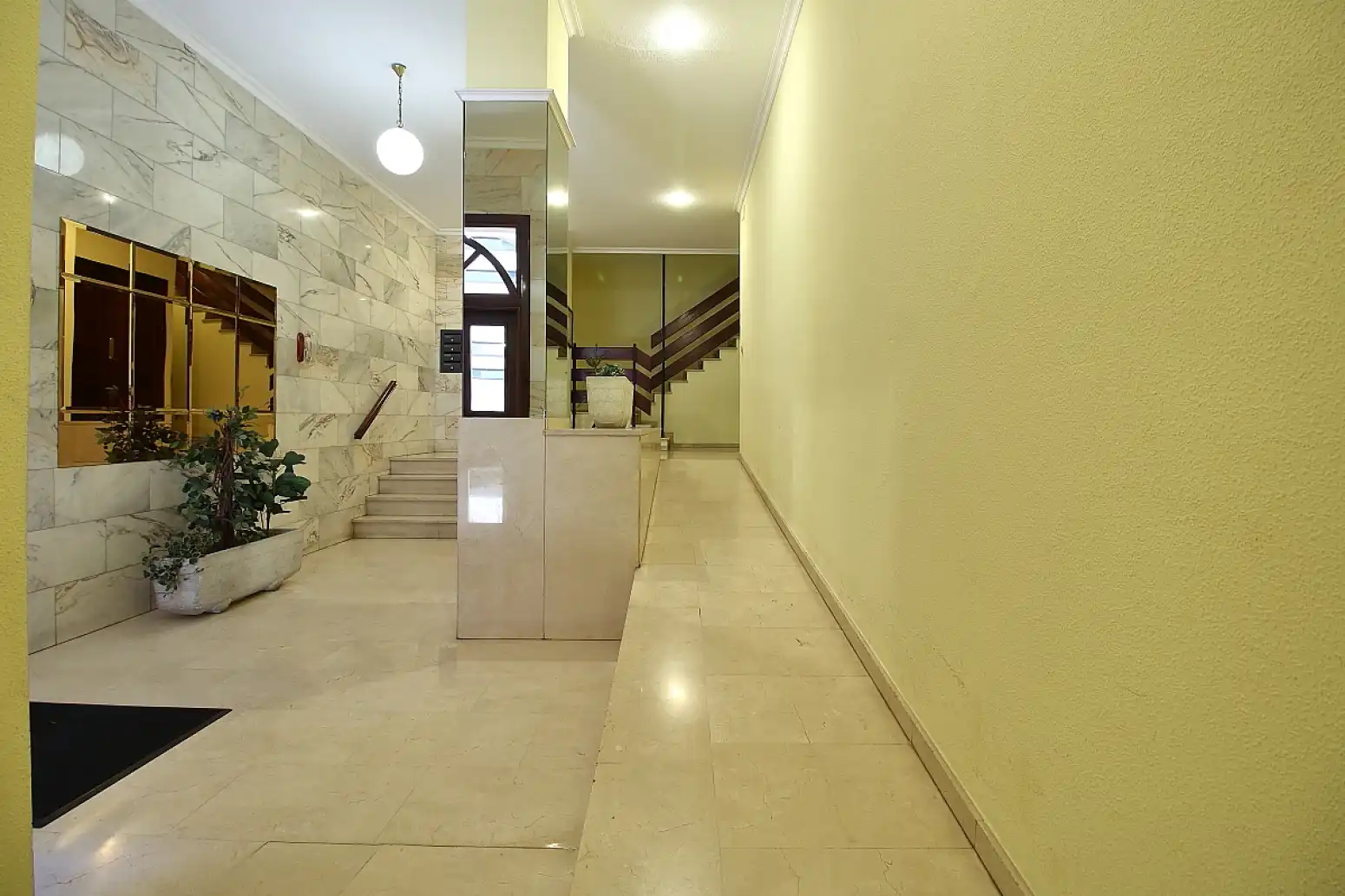 Pis en venda en Gijón  amb Calefacció i Parquet