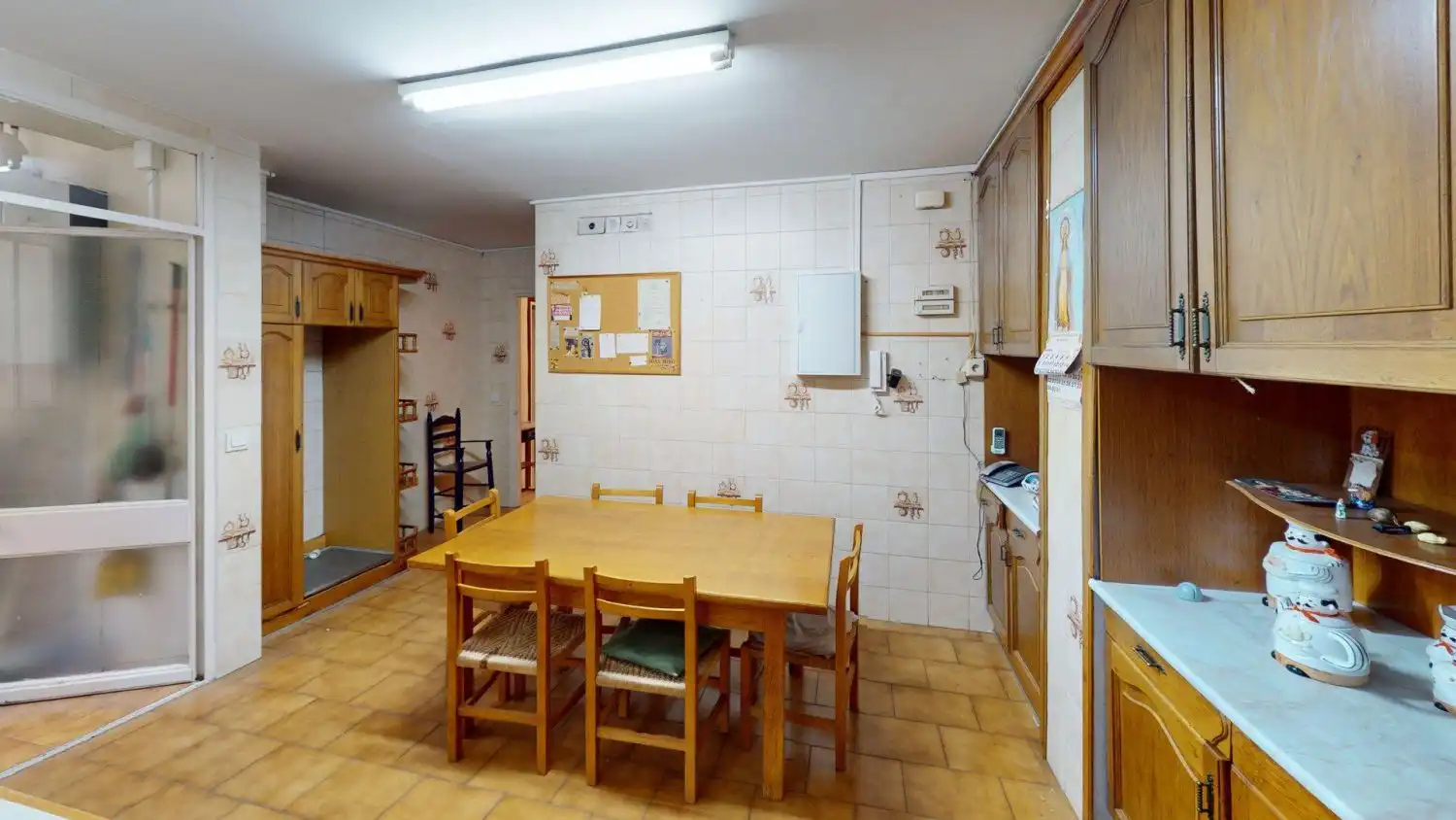 Cocina de Piso en venta en Sevilla con Calefacción, Terraza y Trastero