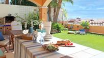 Jardí de Casa o xalet en venda en Benalmádena amb Aire condicionat, Terrassa i Piscina