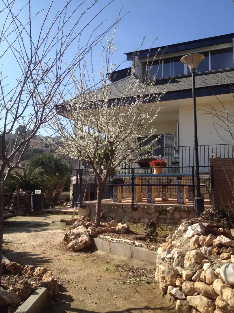 Jardín de Casa o chalet en venta en Chiva con Calefacción, Jardín privado y Piscina