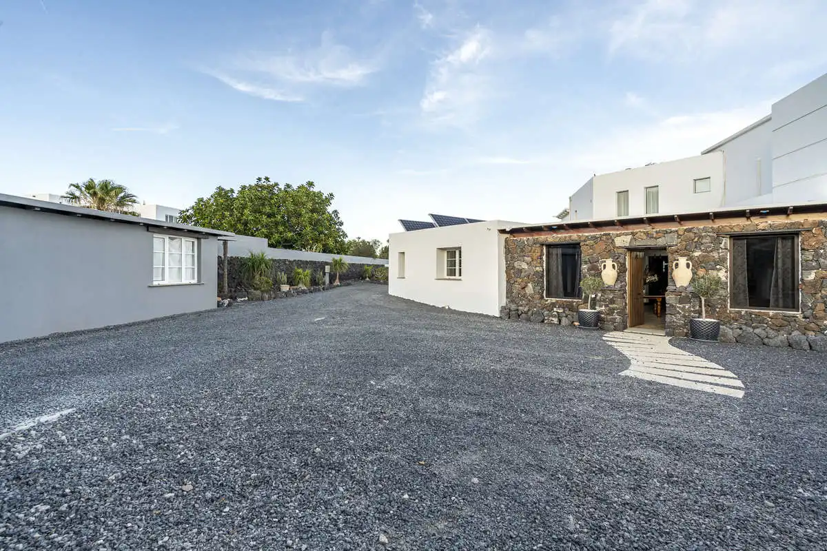 Exterior view of Houses for sale in Tías  with Private garden, Swimming Pool and Furnished