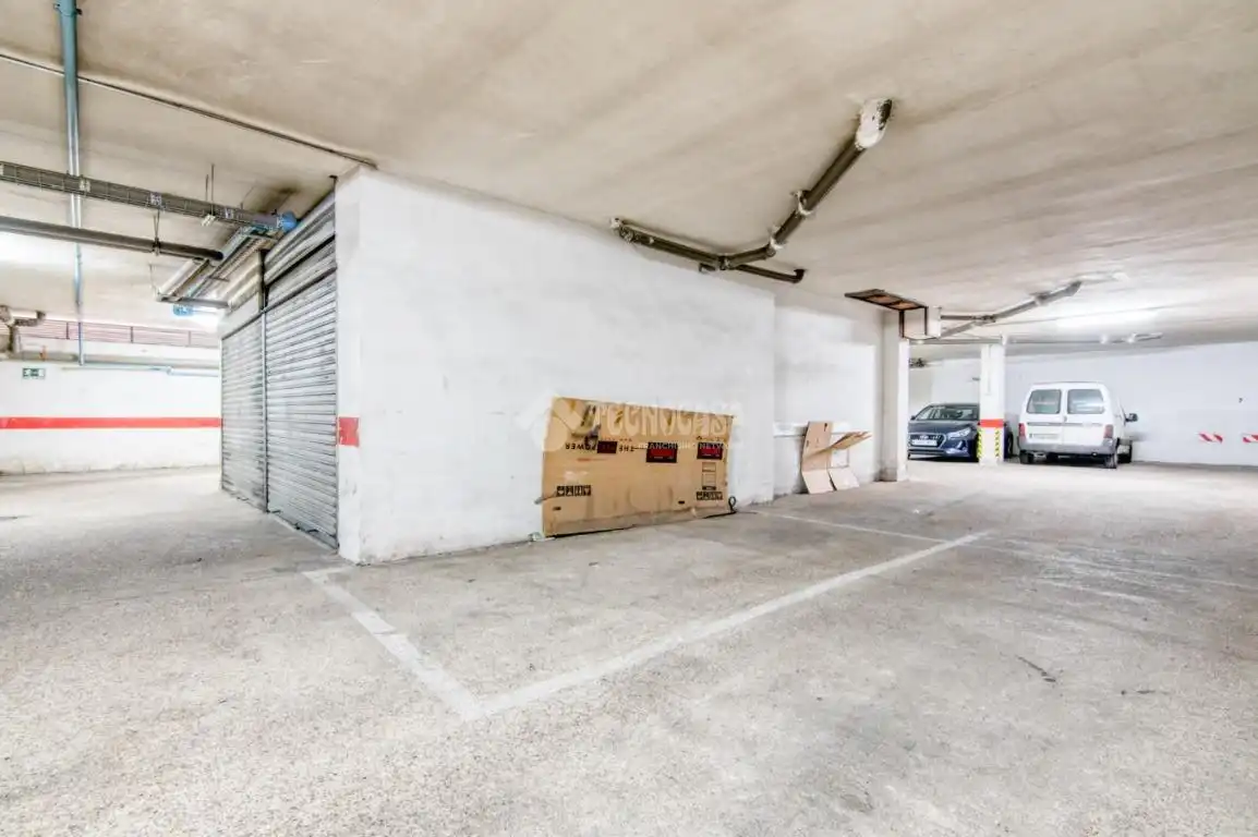 Parking of Flat for sale in Salamanca  with Heating and Balcony