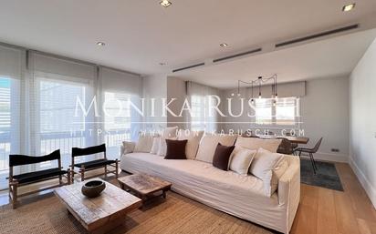 Living room of Flat for sale in  Barcelona Capital  with Air Conditioner and Terrace