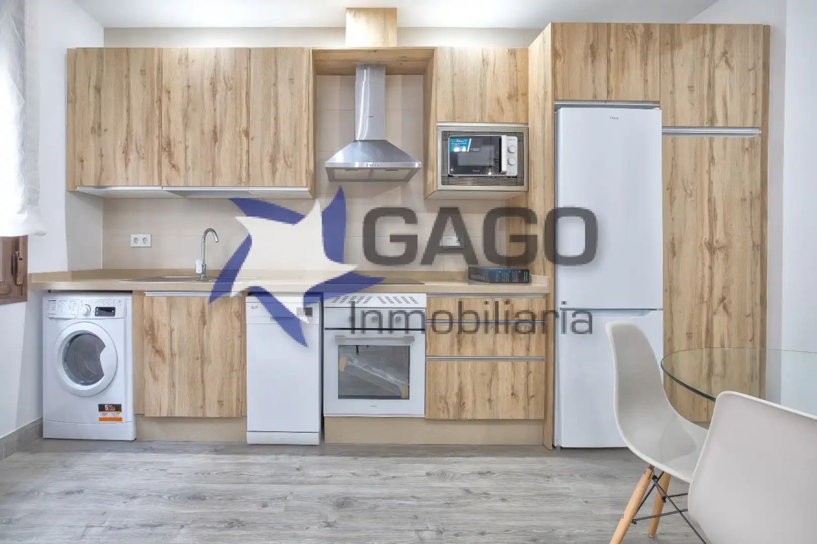 Estudio de alquiler en Santa Rosa - Valdeolleros