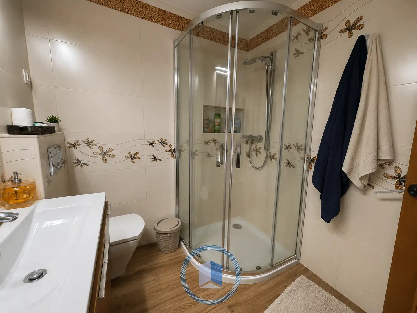Baño de Casa adosada en venta en Montequinto con Piscina