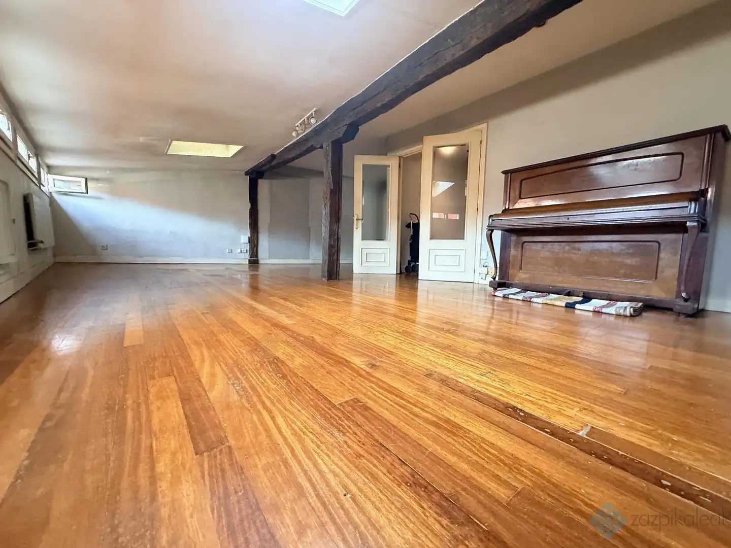 Flat for sale in Bilbao   with Heating