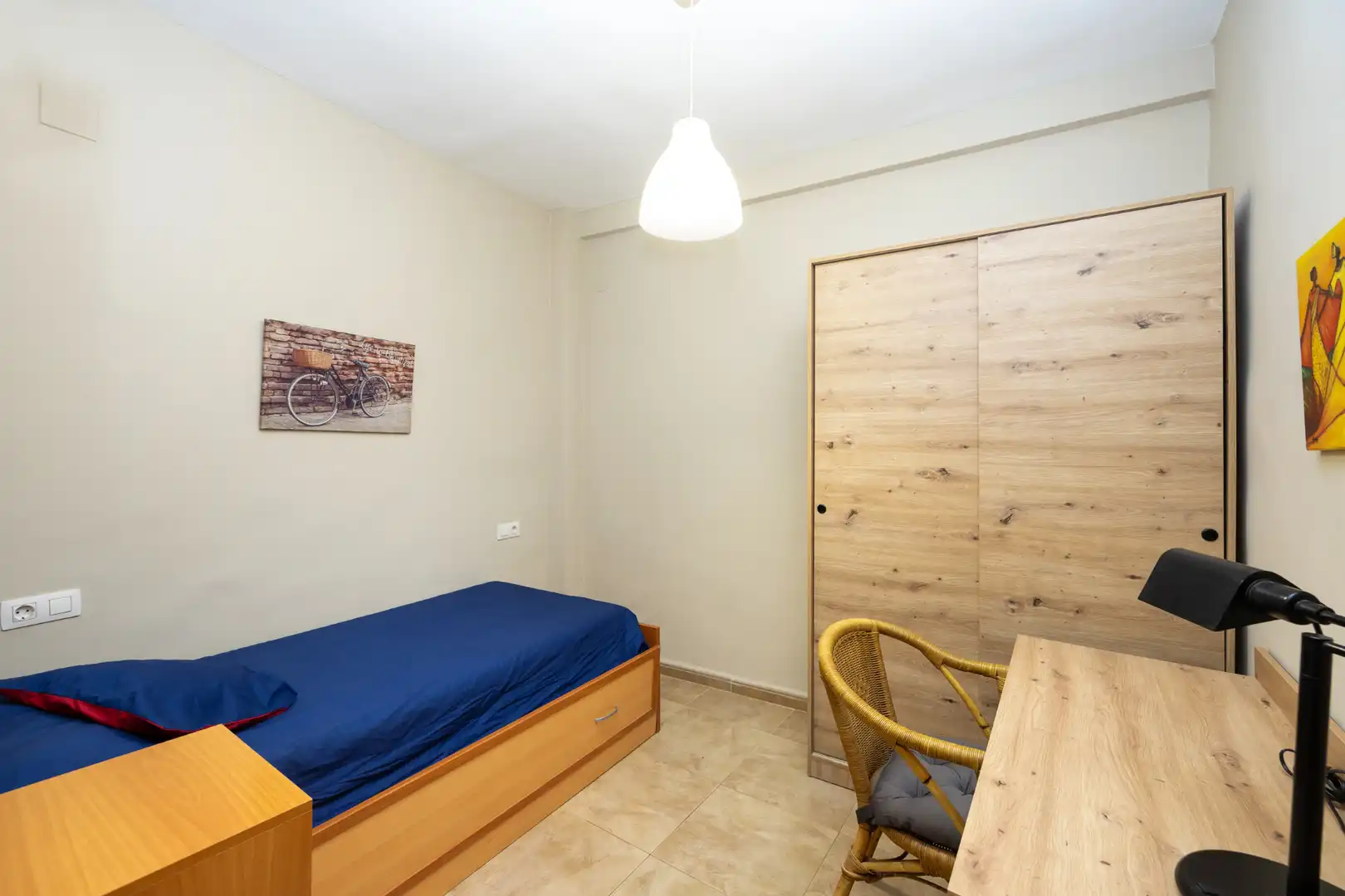 Bedroom of Flat for rent in Granada  with Air Conditioner, Furnished and Washing machine