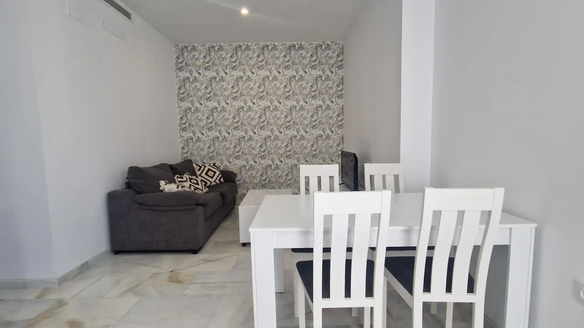 Esszimmer von Wohnung zur Miete in Jerez de la Frontera mit Klimaanlage und Möbliert