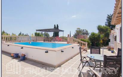 Piscina de Finca rústica en venda en Selva amb Aire condicionat, Jardí privat i Terrassa