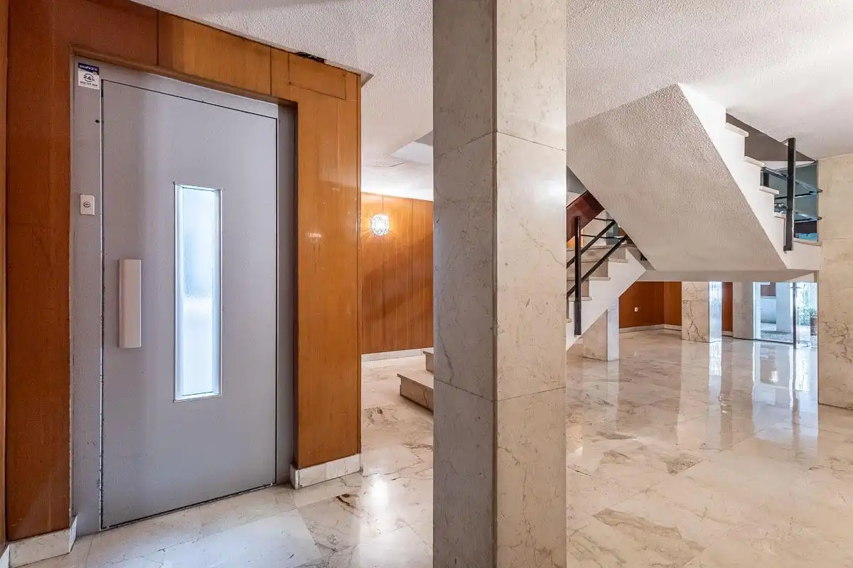 Piso en venta en Granada con Aire acondicionado, Calefacción y Trastero