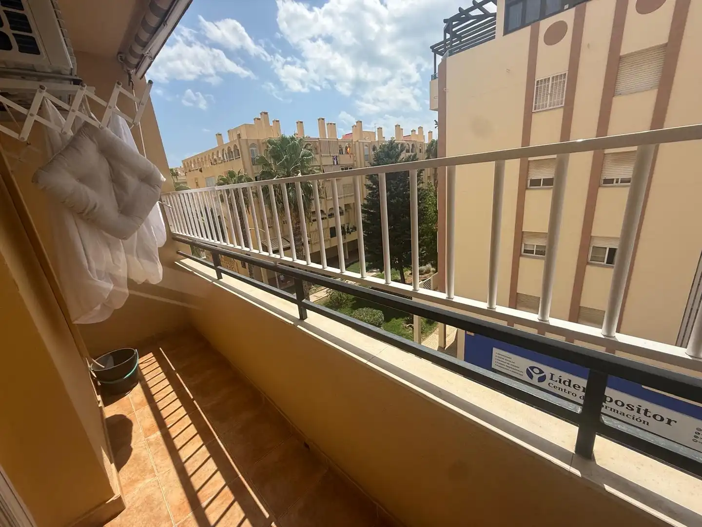 Balcony of Flat for share in Málaga  with Air Conditioner, Terrace and Furnished
