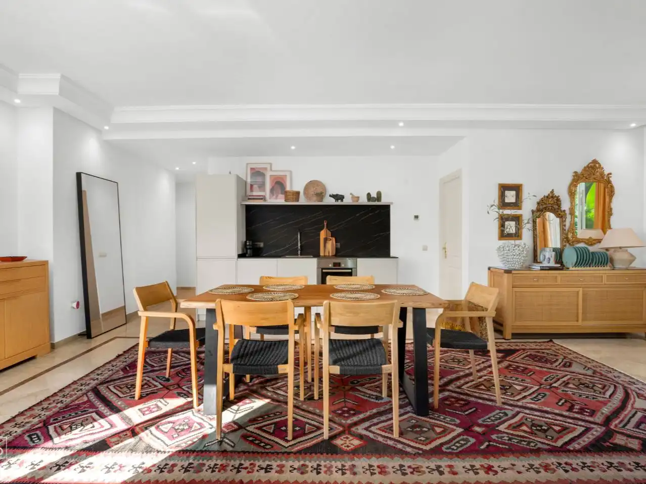 Dining room of Apartments for sale in Nueva Andalucía
