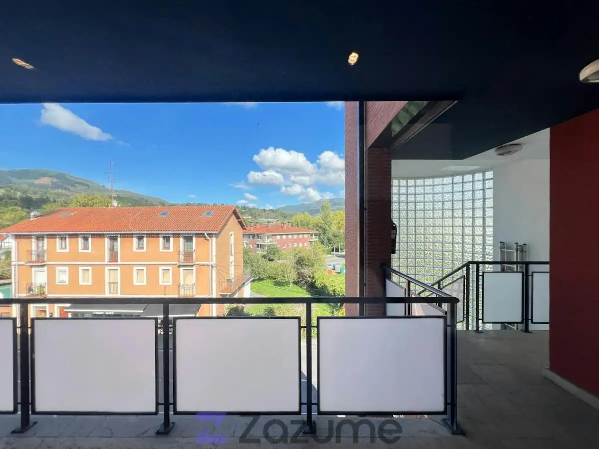 Terraza de Piso de alquiler en Sopuerta, Bizkaia