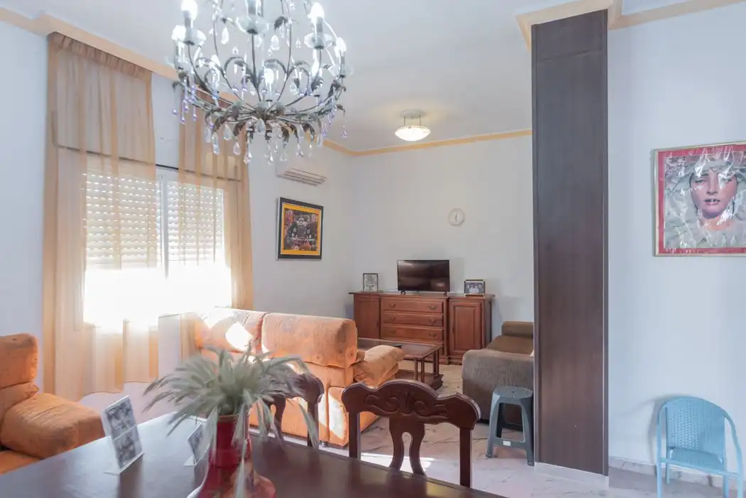 Sala de estar de Casa o chalet en venta en Alcalá de Guadaira con Piscina