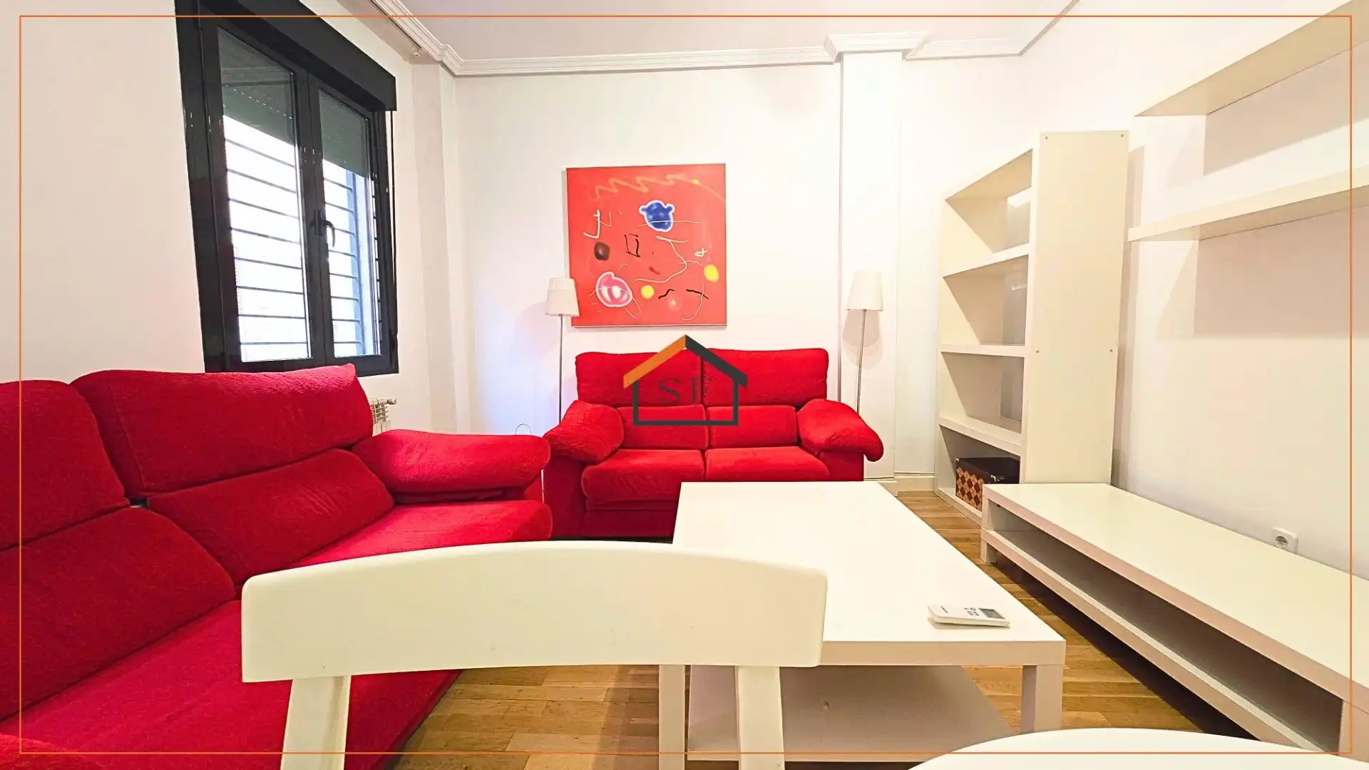 Sala d'estar de Pis en venda en Madrid amb Calefacció i Moblat