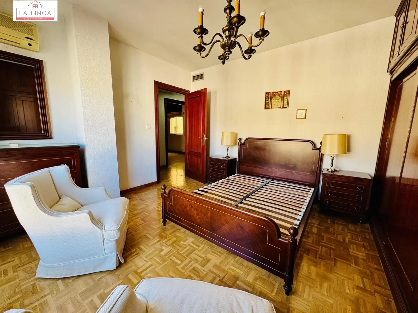 Bedroom of Flat for sale in Málaga  with Air Conditioner and Parquet flooring