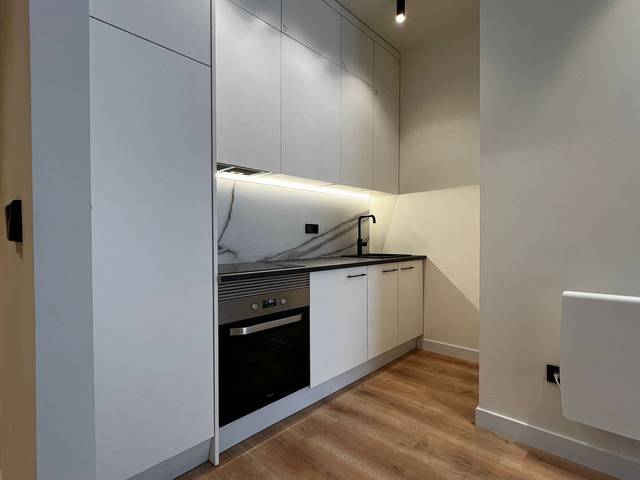Planta baja en Venta en Calle de Antonio López en Moscardó