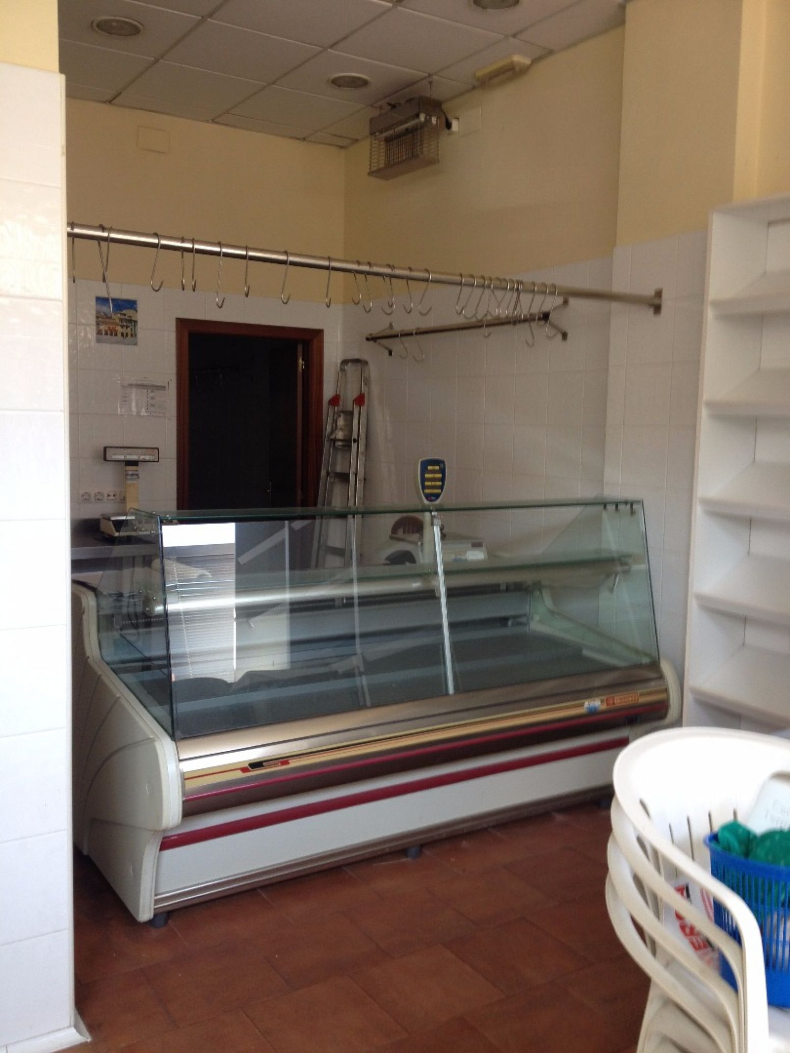 Premises for sale in Avilés - Calle JOSE CUETO, El Carbayedo - El Quirinal