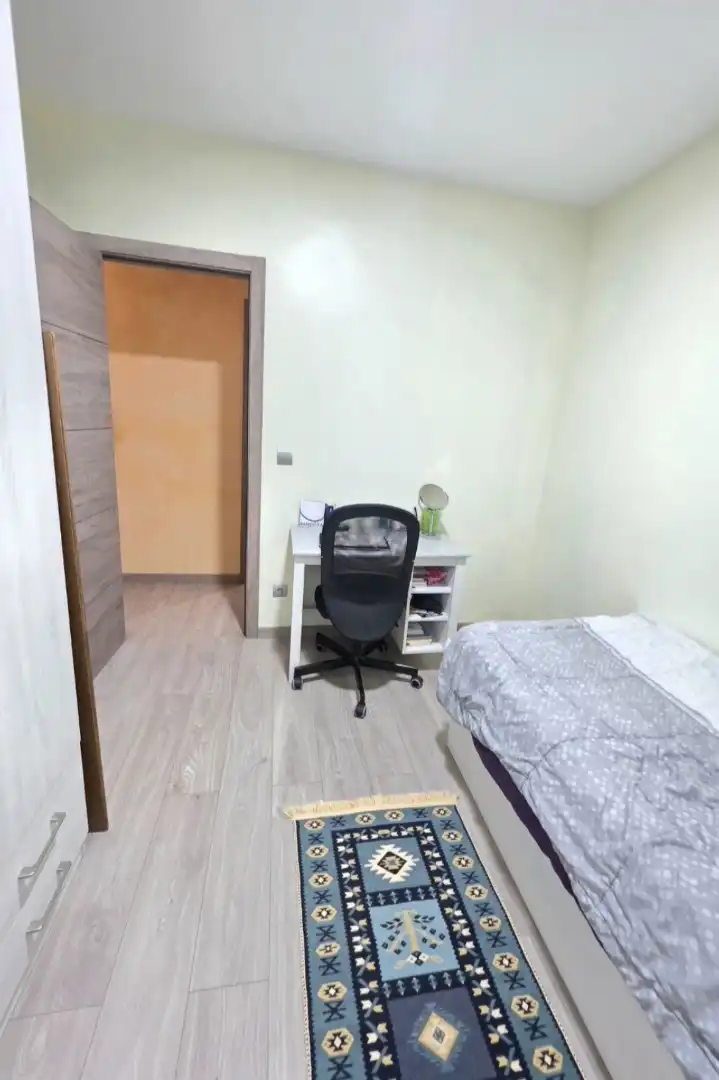 Schlafzimmer von Erdgeschoss zum Verkauf in Mollet del Vallès mit Klimaanlage, Heizung und Parkett