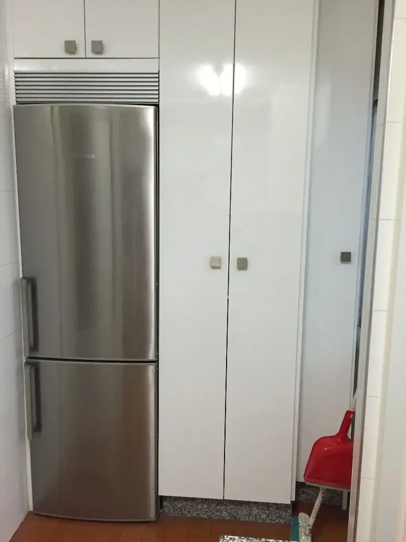 Cocina de Piso de alquiler en Santiago de Compostela  con Calefacción, Parquet y Amueblado