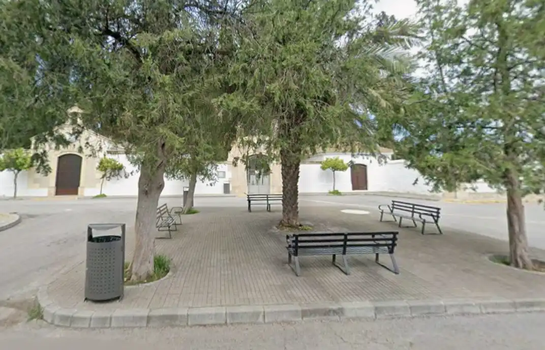 Industrial building for sale in CM CEMENTERIO,2 Bl:01 Esc:01 Pl:0 Pt:01 Lucena (Córdoba), imagen 2