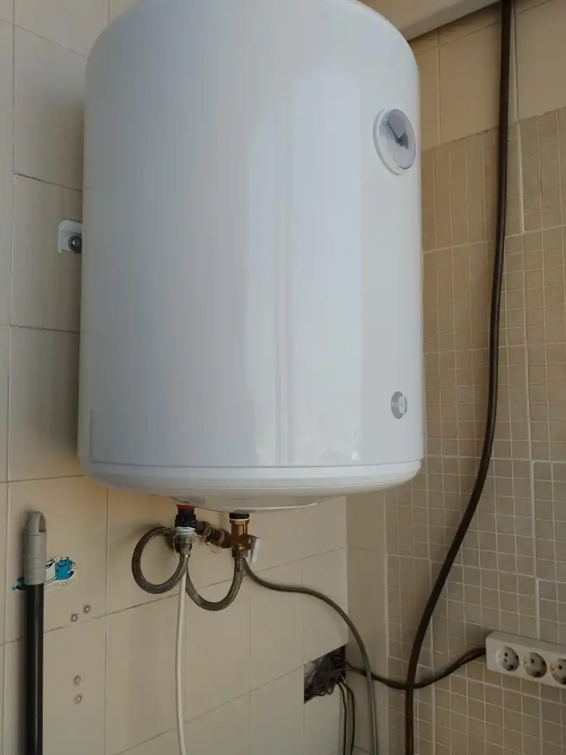 Bathroom of Flat for rent in Villa de Otura, Granada