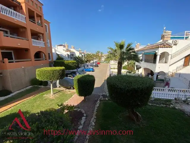 Vista exterior de Apartamento de alquiler en Orihuela con Aire acondicionado, Amueblado y Horno