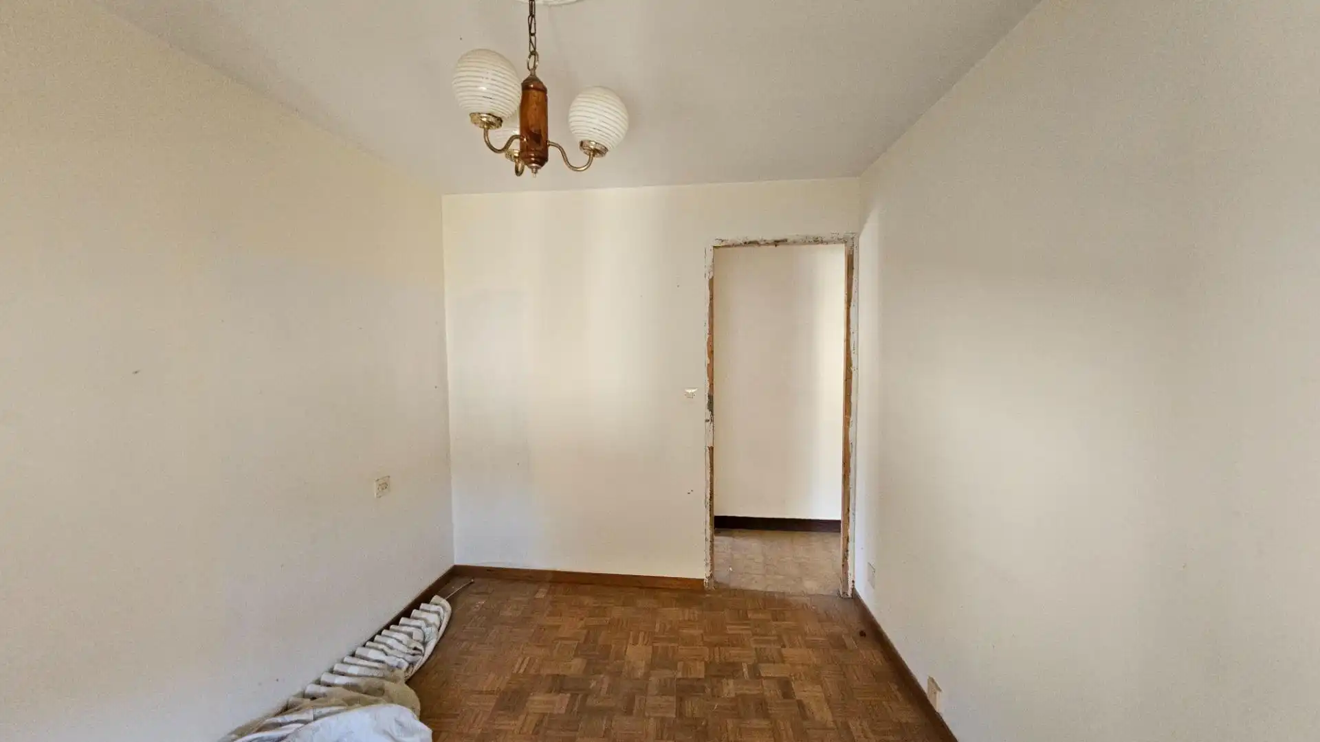 Schlafzimmer von Gebäude zum Verkauf in Cee