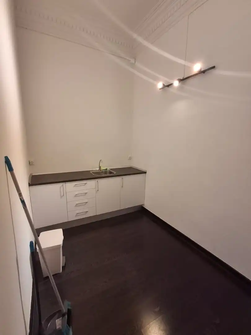 Kitchen of Office for rent in Barcelona  with Air Conditioner
