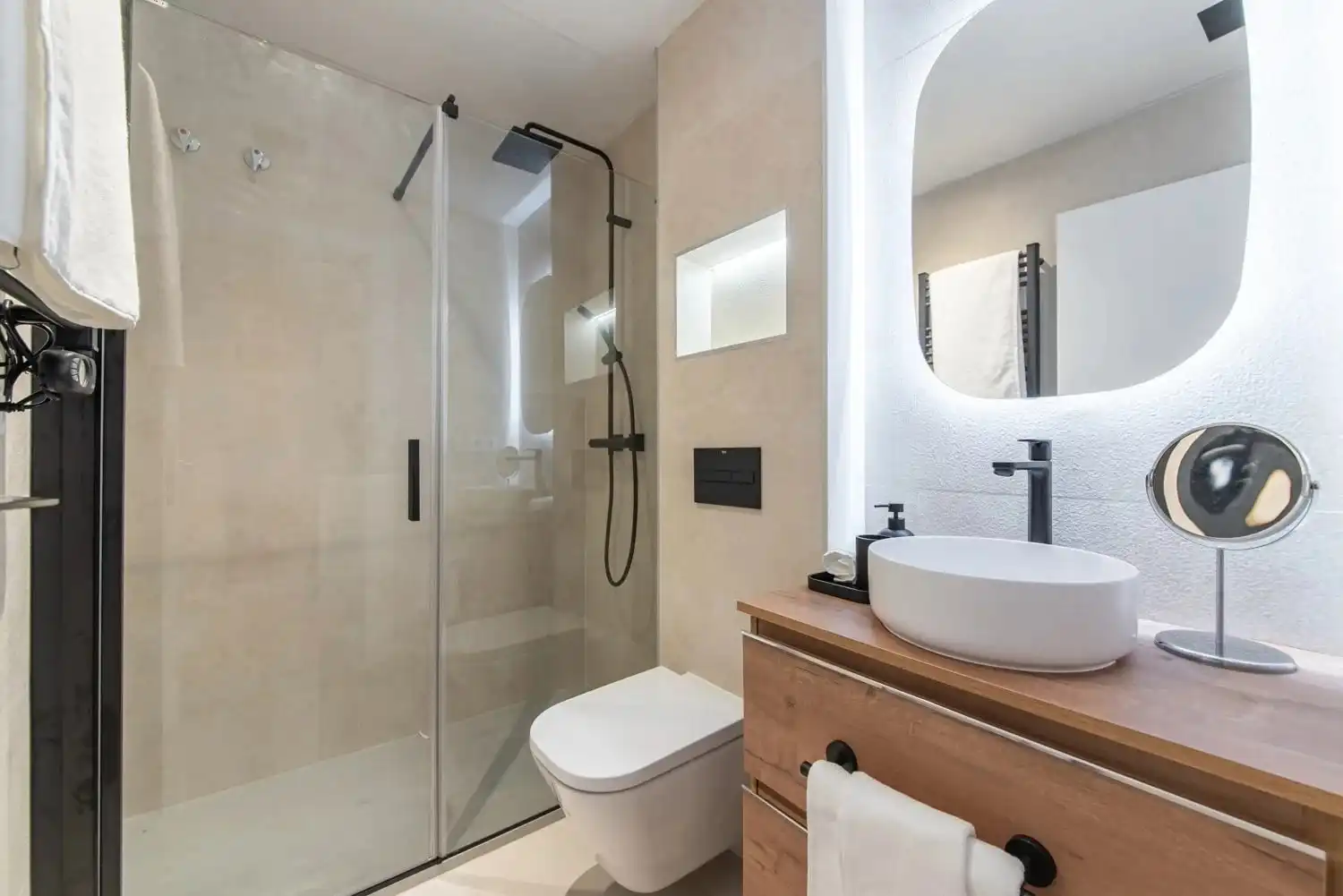 Baño de Piso en venta en Madrid con Aire acondicionado, Amueblado y Balcón