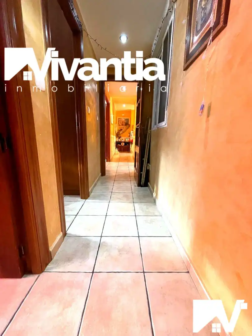 Wohnung zum Verkauf in Lorca mit Klimaanlage, Heizung und Abstellraum