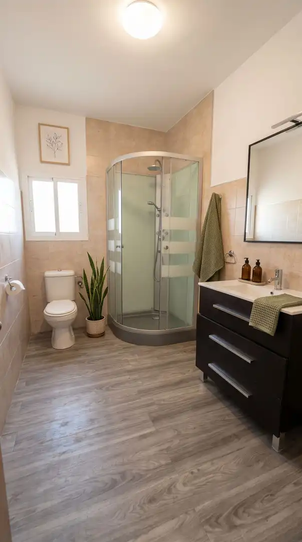 Bathroom of Country homes for sale in El Bosque, Cádiz