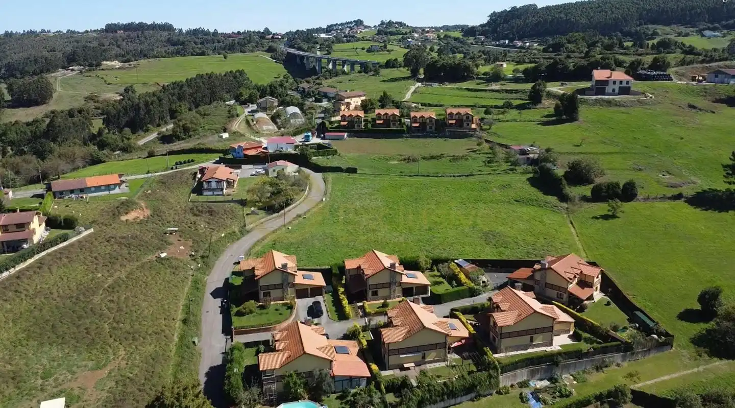 Casa amb jardí en venda a Camín de las Eras 7, imagen 38