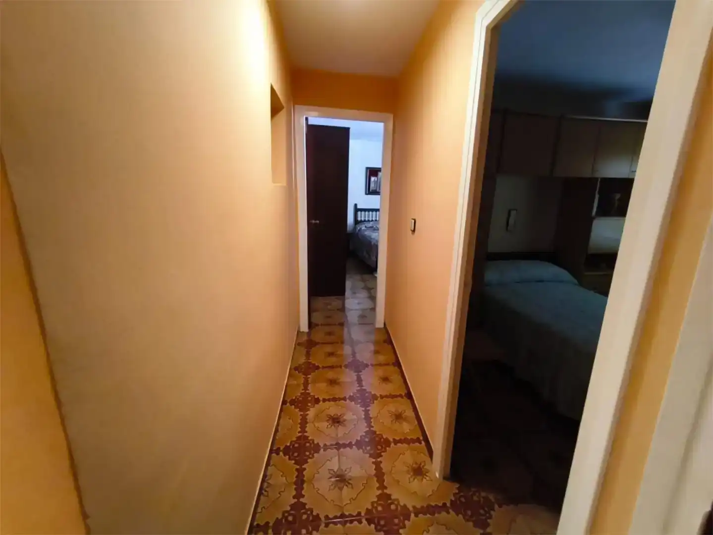 Casa adosada en venda en Escucha amb Moblat, Forn i Rentadora