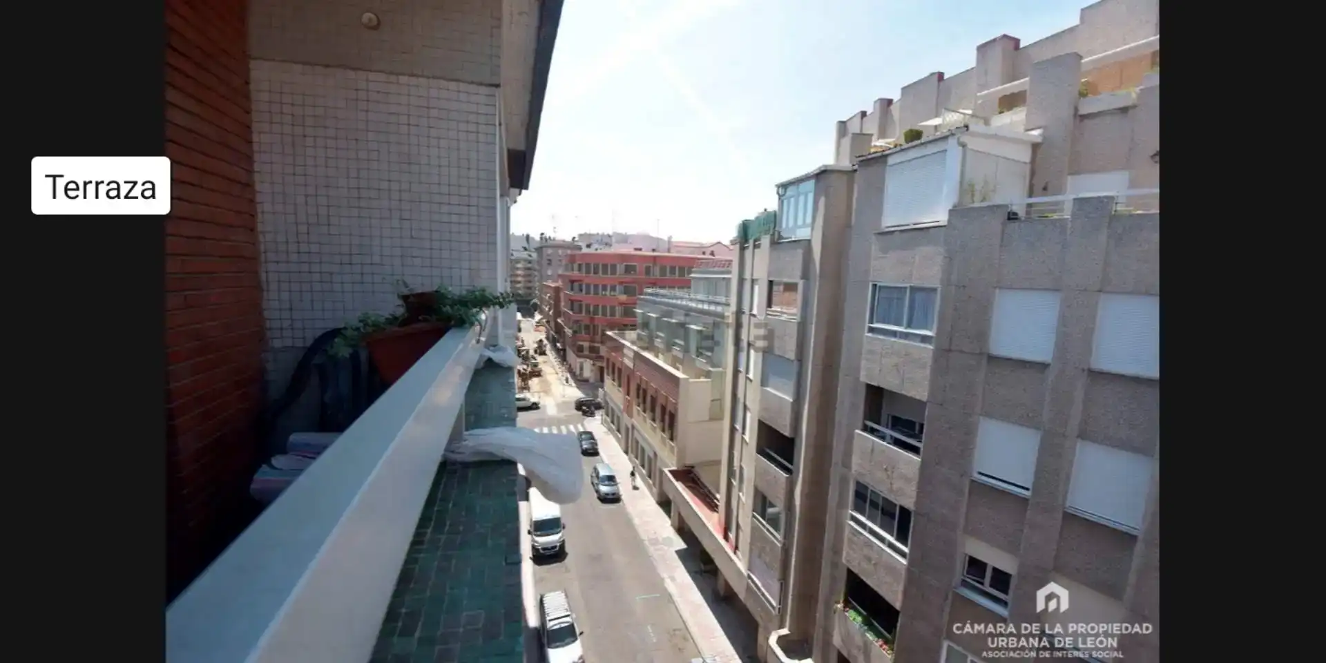 Vista exterior de Apartament en venda en León Capital 