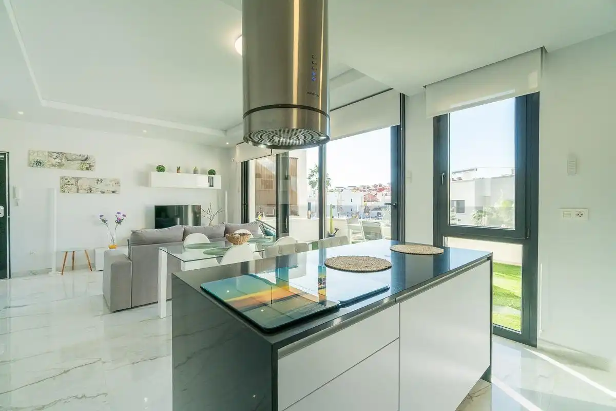 Cocina de Apartamento en venta en Orihuela con Calefacción