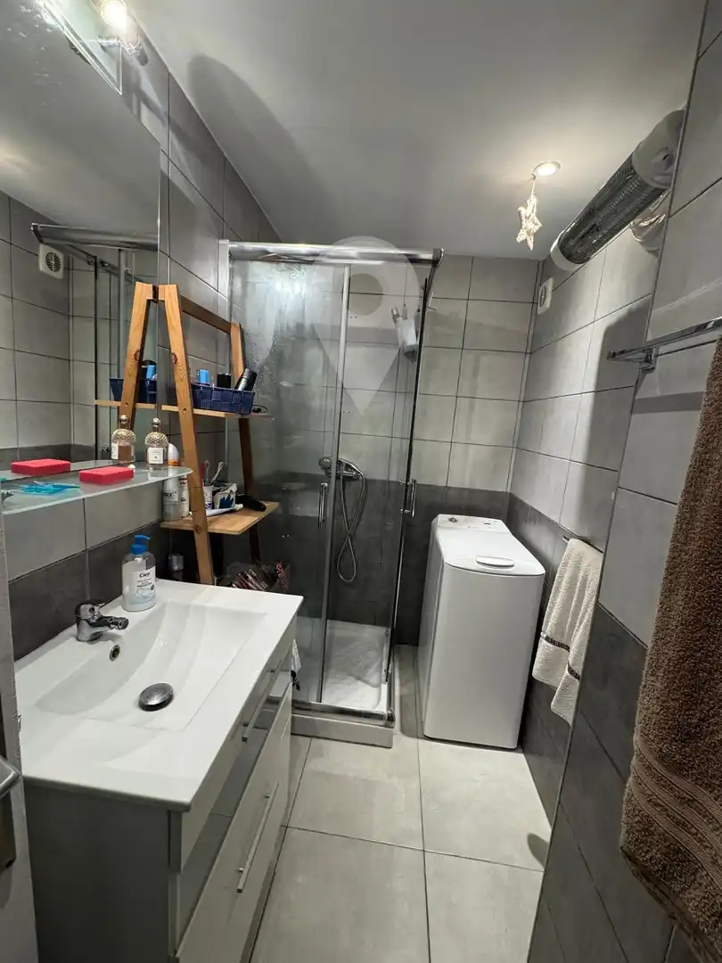 Bany de Pis en venda en Empuriabrava amb Aire condicionat, Calefacció i Parquet