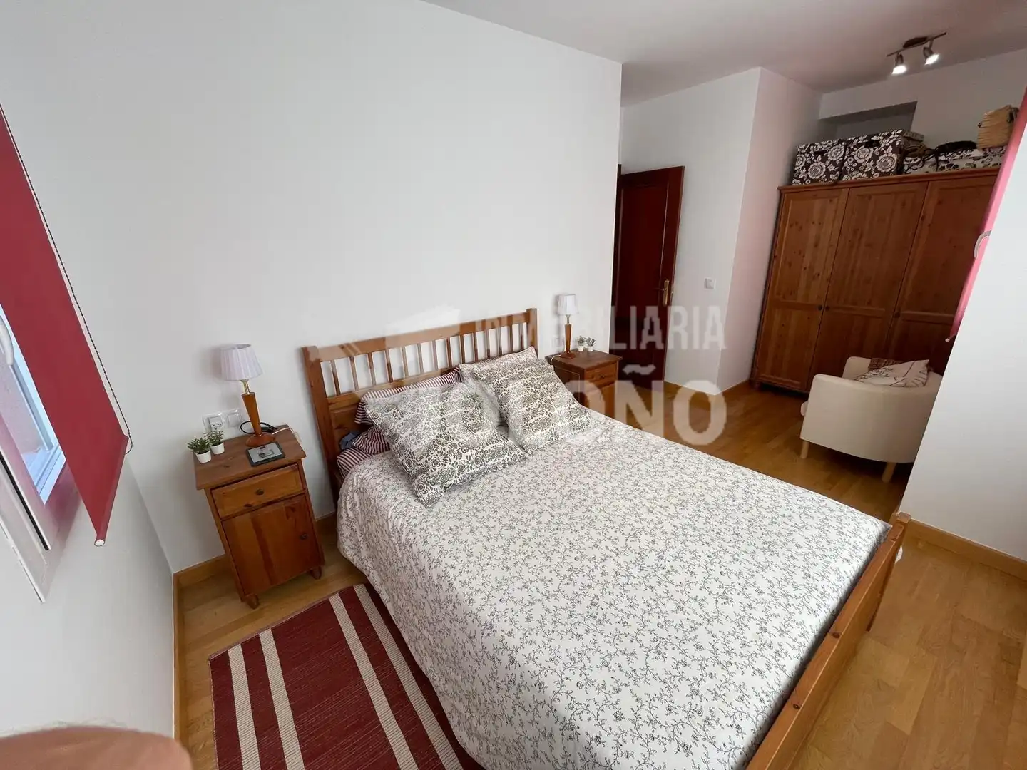 Habitación de Casa o chalet en venta en Anguciana con Calefacción, Jardín privado y Parquet