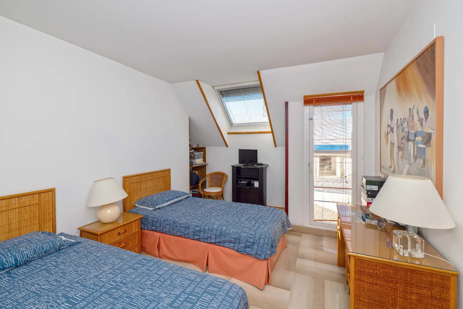 Habitación de Ático en venta en Marbella con Aire acondicionado, Calefacción y Terraza