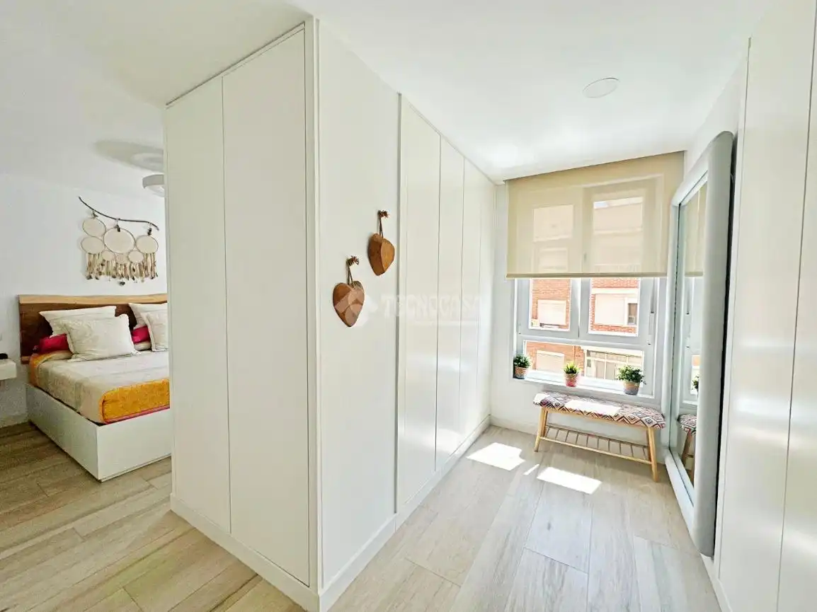 Bedroom of Flat for sale in Málaga