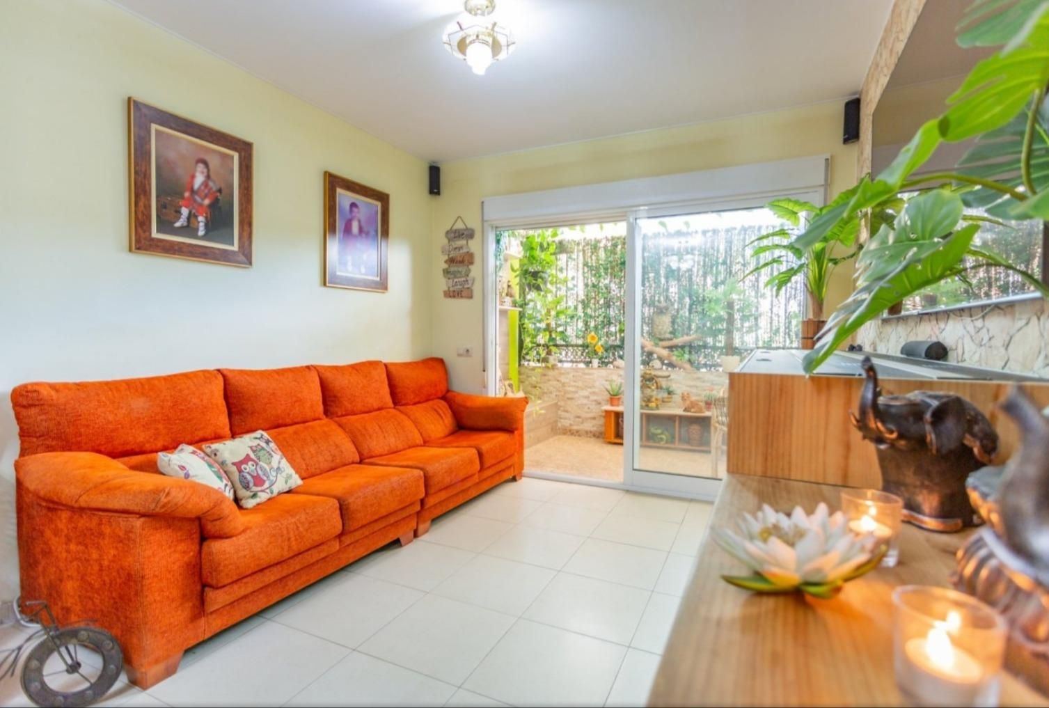 Sala d'estar de Planta baixa en venda en Puçol amb Aire condicionat, Calefacció i Terrassa