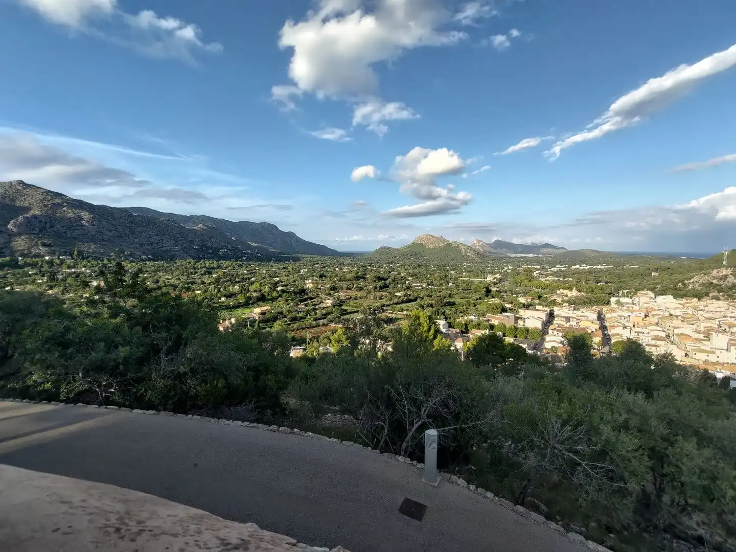 Vista exterior de Casa adosada en venta en Pollença con Aire acondicionado, Calefacción y Terraza