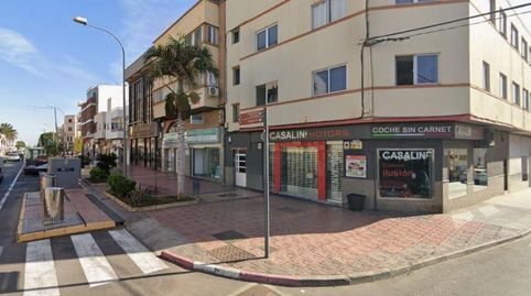 Foto 2 de Piso en venta en Avenida Avenida Canarias, 349, Vecindario - El Doctoral - Cruce de Sardina, Santa Lucía de Tirajana