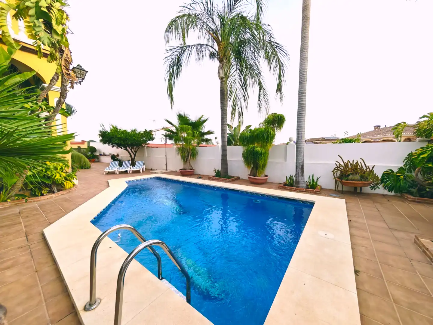 Piscina de Casa o chalet en venta en Alhaurín de la Torre con Aire acondicionado, Calefacción y Jardín privado