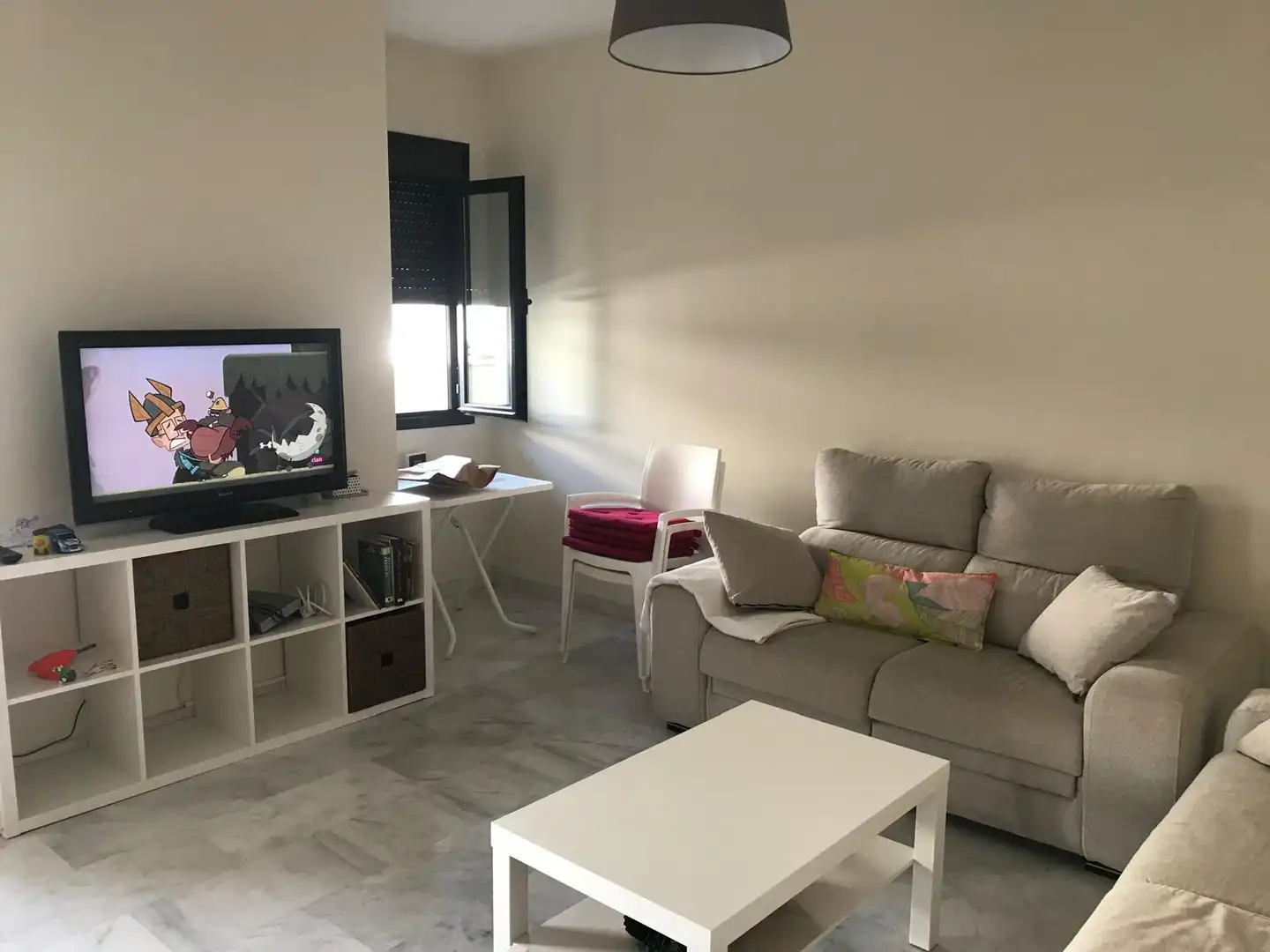 Living room of Flat for rent in El Puerto de Santa María  with Air Conditioner, Heating and Terrace