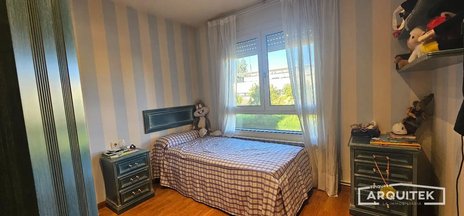 Habitación de Casa adosada en venta en Lleida con Aire acondicionado y Jardín privado