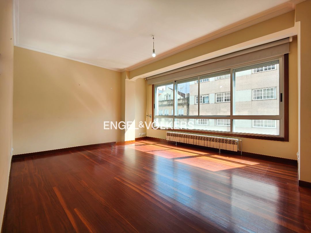 Sala de estar de Apartamento en venta en Pontevedra Capital  con Calefacción, Parquet y Trastero