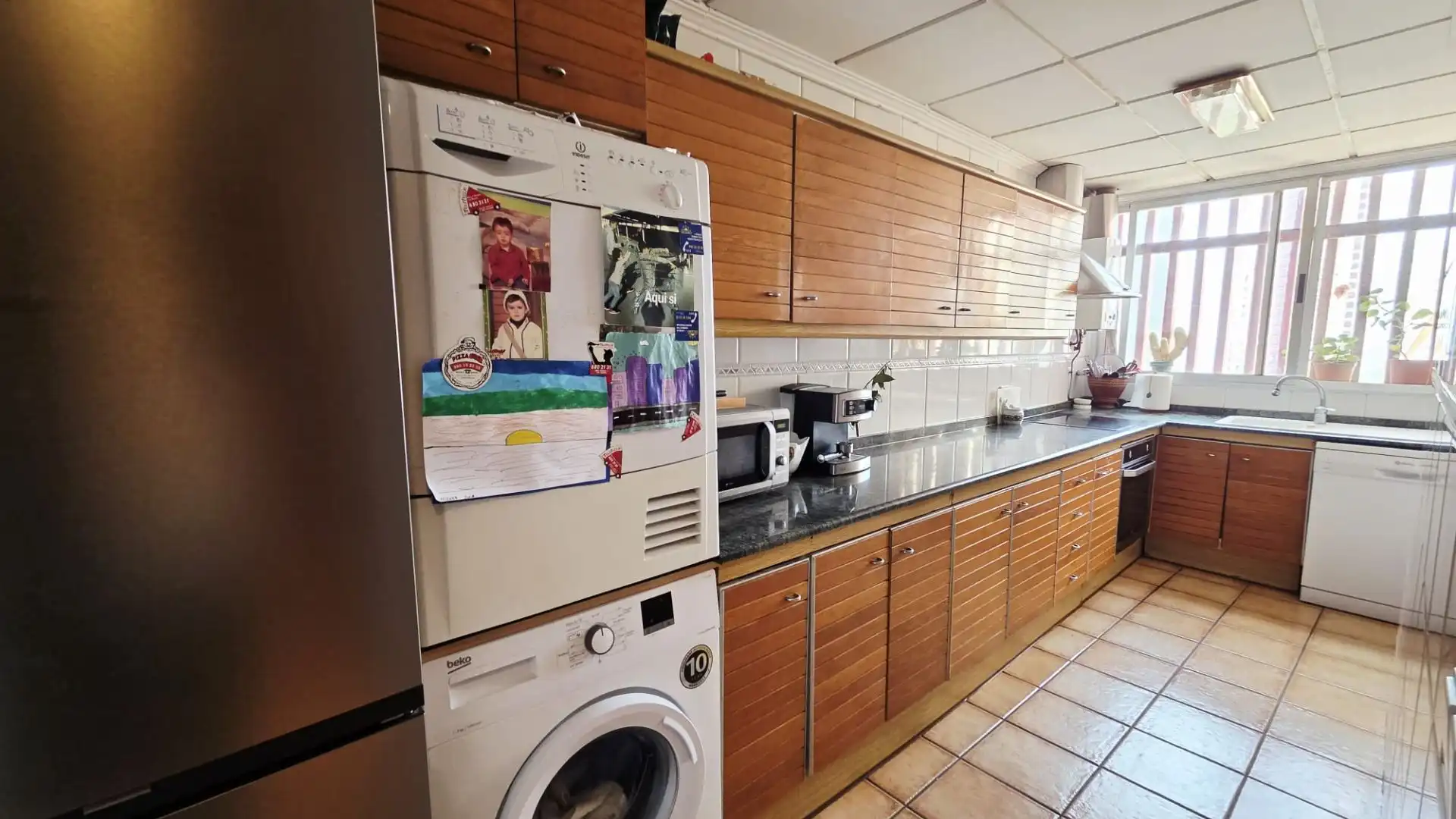 Cocina de Piso en venta en Benidorm con Aire acondicionado, Terraza y Piscina comunitaria